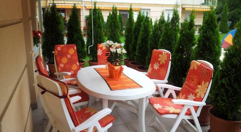 Relax Beach Apartman Hajdúszoboszló Extérieur photo