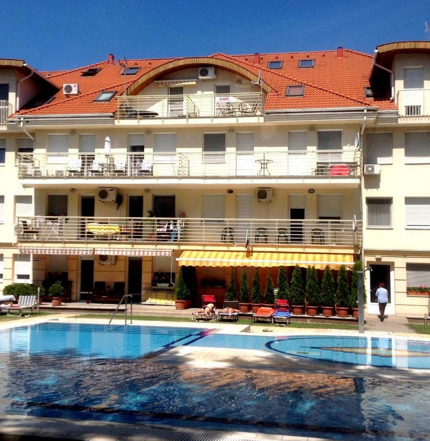 Relax Beach Apartman Hajdúszoboszló Extérieur photo